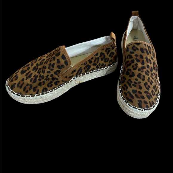 Leopard espadrille slip on sneaker sz 6 perfect for fall brown & black straw - Picture 2 of 8